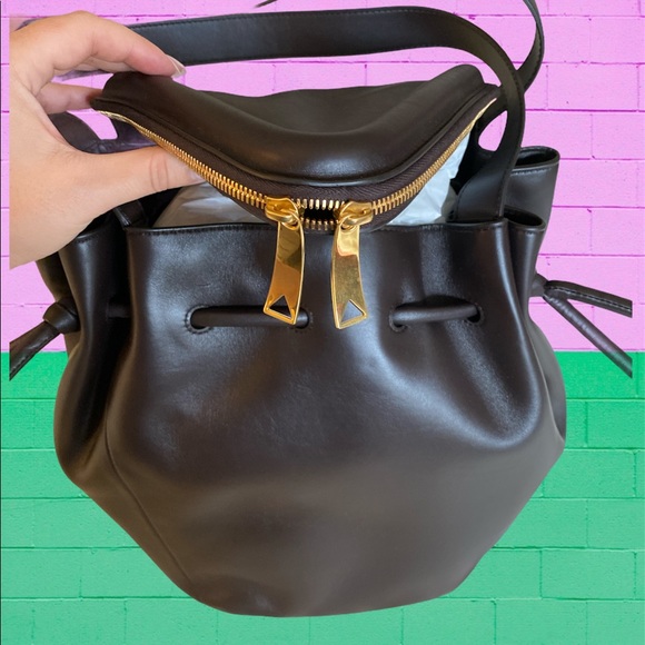 🚨Bottega Veneta BEAK Bag🚨 - Picture 3 of 6